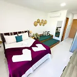 Flat Malia D304 Com Atmosfera De Praia - Muro Alto - By Anfitriao Legal