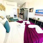 Flat Malia D304 Com Atmosfera De Praia - Muro Alto - By Anfitriao Legal